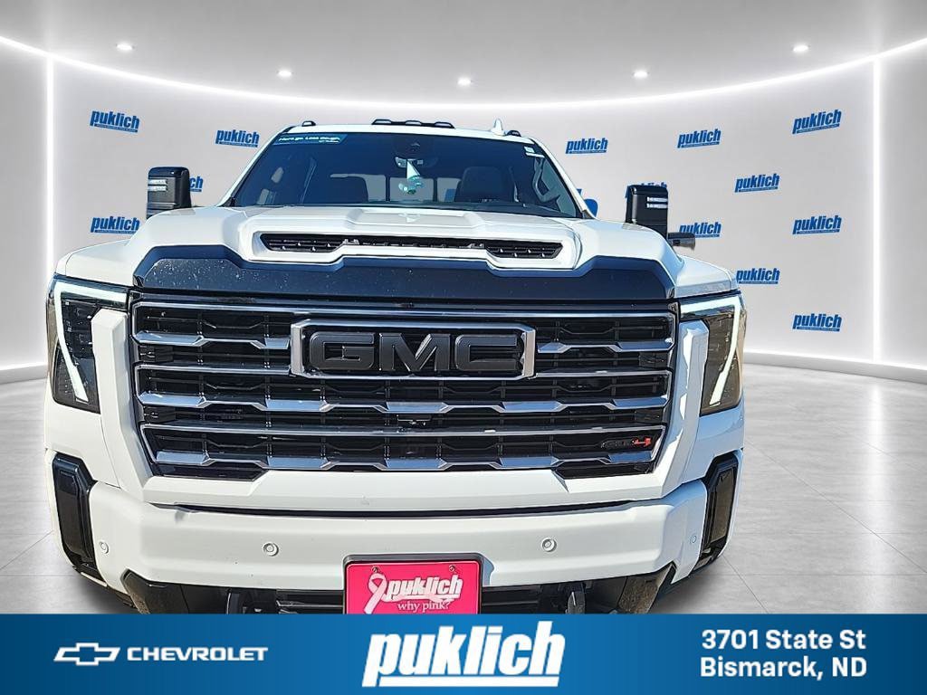 Used 2025 GMC Sierra 2500 AT4 w/ AT4 Premium Plus Package AWD/4WD image 8