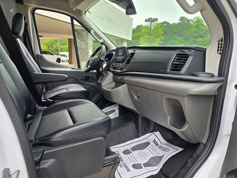 Used 2024 Ford Transit 250 148 Medium Roof Extended AWD image 33