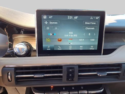 Used 2022 Lincoln Corsair Reserve w/ Equipment Group 201A image 16