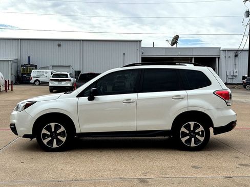 Used 2018 Subaru Forester 2.5i w/ Alloy Wheel Package image 5