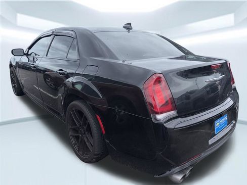 Used 2017 Chrysler 300 S RWD image 16