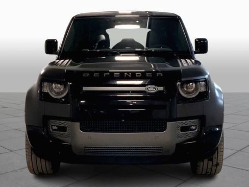 Used 2023 Land Rover Defender 110 V8 image 4