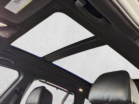 Certified 2023 BMW X5 M50i w/ Executive Package image 16