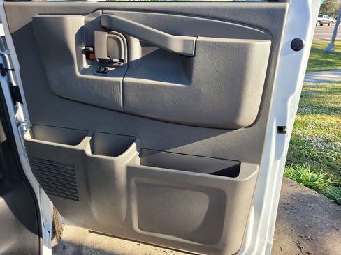 New 2025 Chevrolet Express 2500 w/ Driver Convenience Package image 22