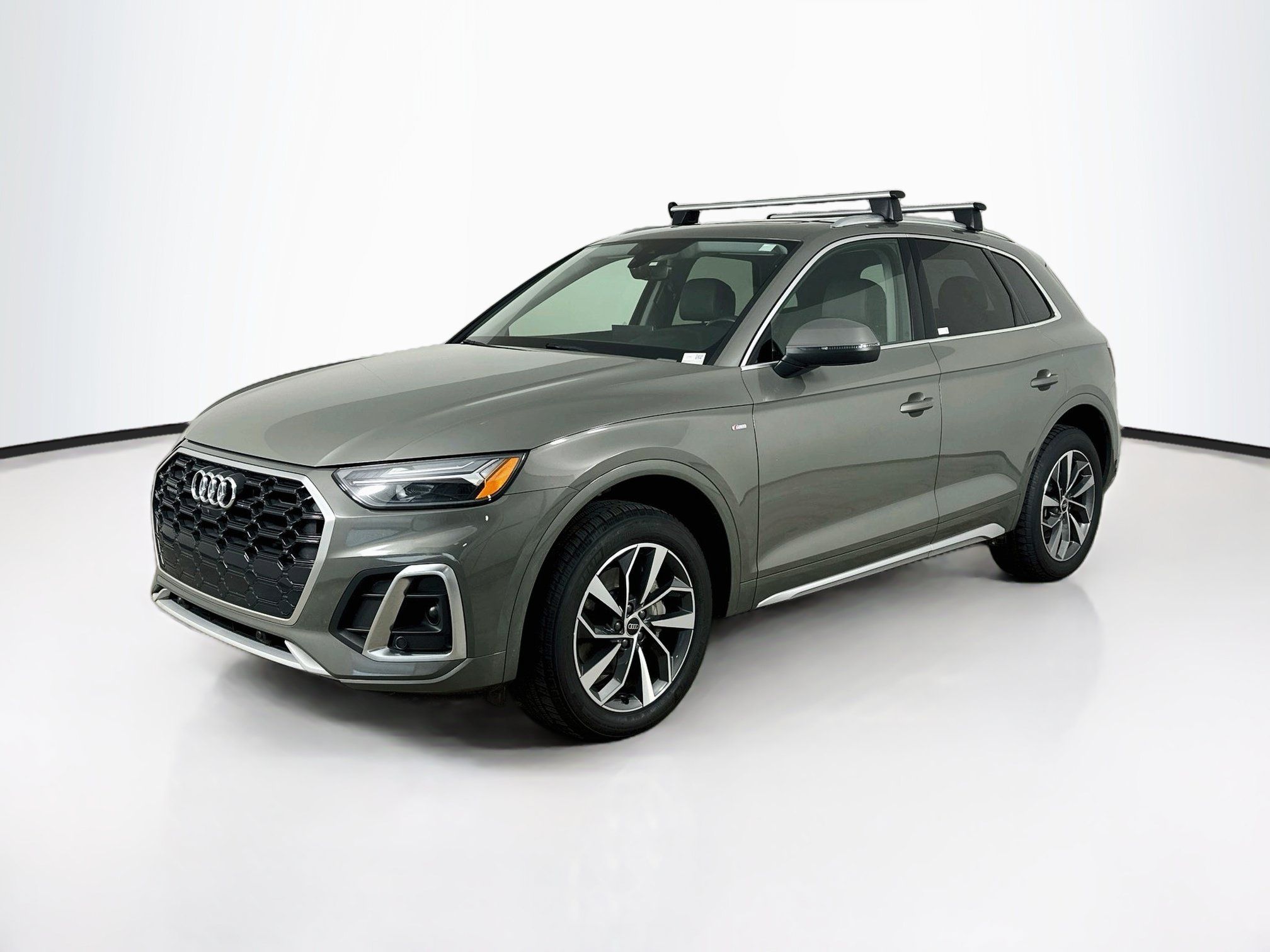 Used 2023 Audi Q5 2.0T Premium Plus AWD/4WD image 3