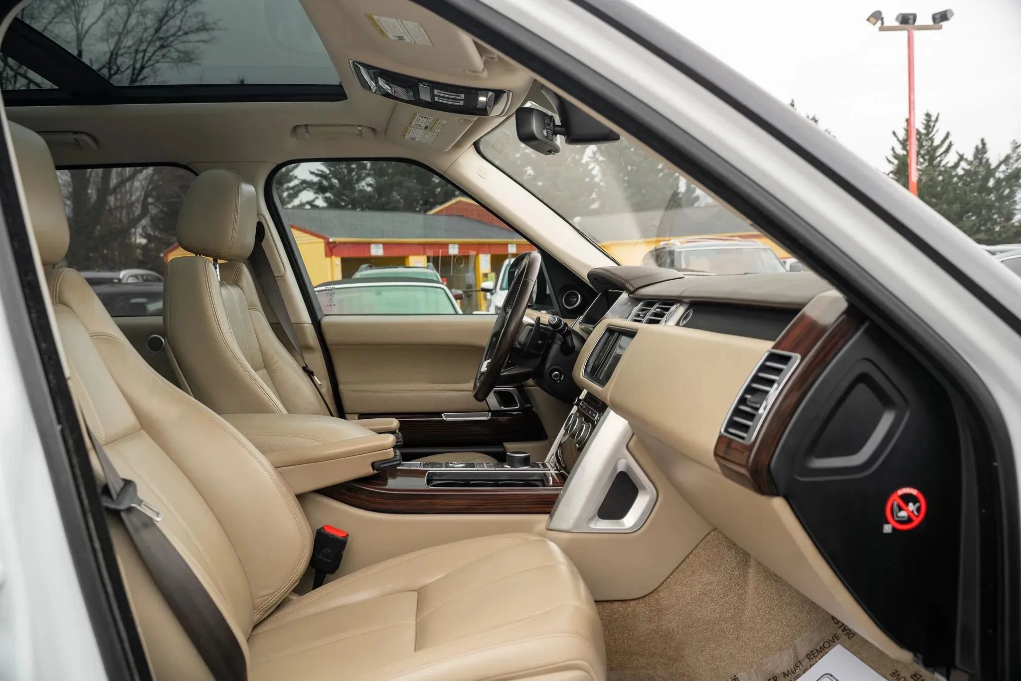 Used 2016 Land Rover Range Rover AWD/4WD image 12