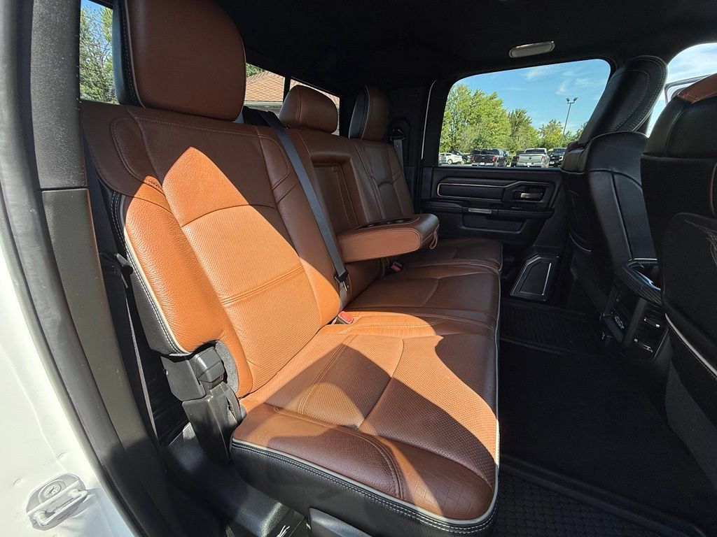 Used 2019 RAM 3500 Limited AWD/4WD image 16
