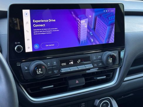 Used 2024 Toyota Grand Highlander XLE image 29