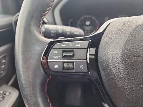 Used 2025 Honda Pilot TrailSport image 36