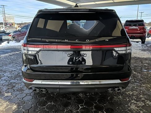 Certified 2025 Lincoln Aviator Reserve w/ Illumination Package image 6