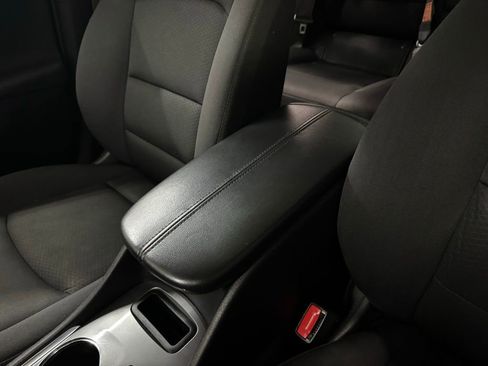 Used 2023 Chevrolet Malibu LT image 19