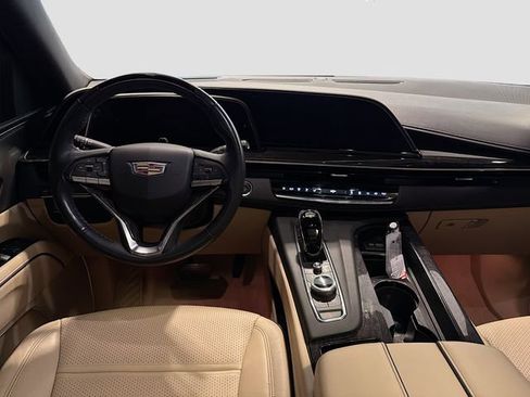 Certified 2023 Cadillac Escalade Premium Luxury image 21