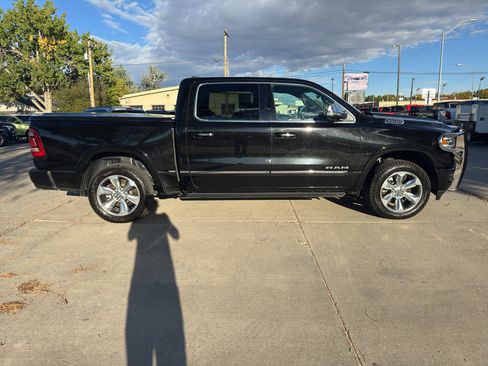 Used 2019 RAM 1500 Limited w/ Body Color Bumper Group image 5