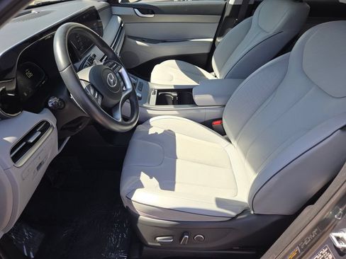 Used 2025 Hyundai Palisade SEL FWD image 10