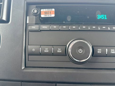 New 2025 Chevrolet Express 4500 w/ Power Convenience Package image 49