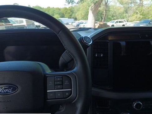 Used 2025 Ford F150 XLT w/ Equipment Group 301A Standard image 25