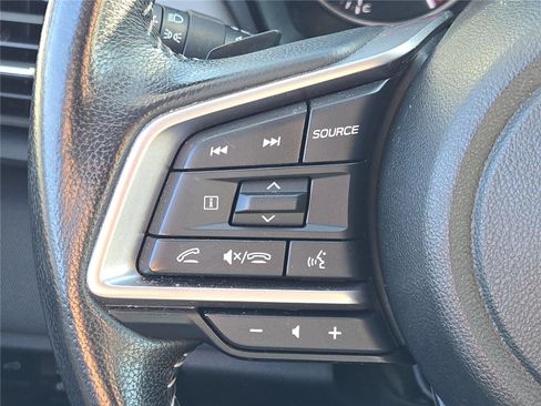 Used 2023 Subaru Outback Premium image 33