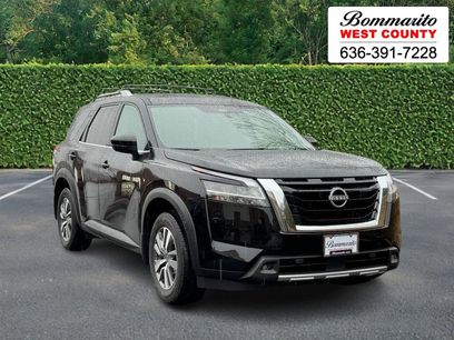 Used 2024 Nissan Pathfinder SL