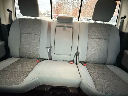 Used 2015 RAM 1500 Big Horn image 16