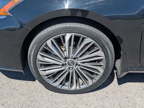 Used 2023 Nissan Altima 2.5 SL AWD/4WD image 13