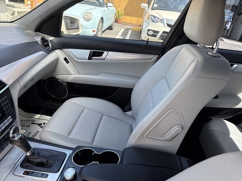 Used 2012 Mercedes-Benz C 250 Sedan image 15