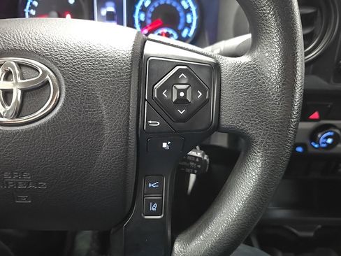 Used 2020 Toyota Tacoma SR image 20