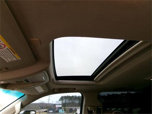 Used 2019 Chevrolet Silverado 3500 High Country w/ Duramax Plus Package image 17