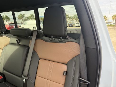 New 2026 Chevrolet Silverado 1500 High Country w/ High Country Premium Package image 31