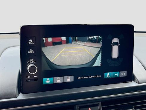 Used 2025 Honda Pilot EX-L image 13
