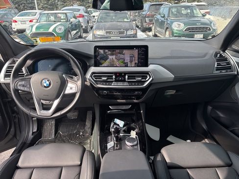 Used 2023 BMW X3 xDrive30i w/ Premium Package image 2