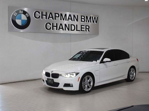 Used 2018 BMW 330e w/ M Sport Package image 1