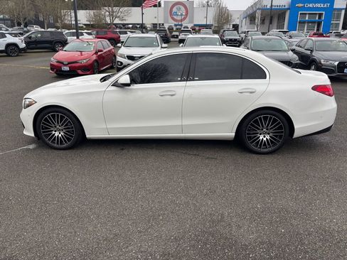 Used 2025 Mercedes-Benz C 300 4MATIC Sedan image 8