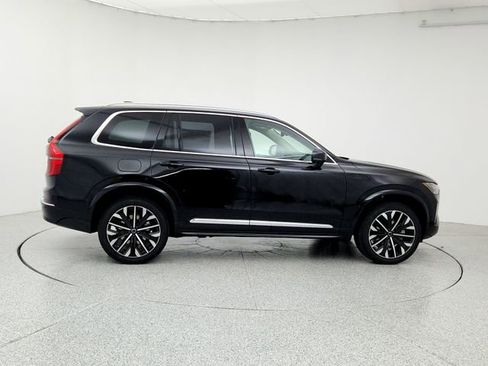 New 2026 Volvo XC90 B6 Plus w/ Protection Package image 4