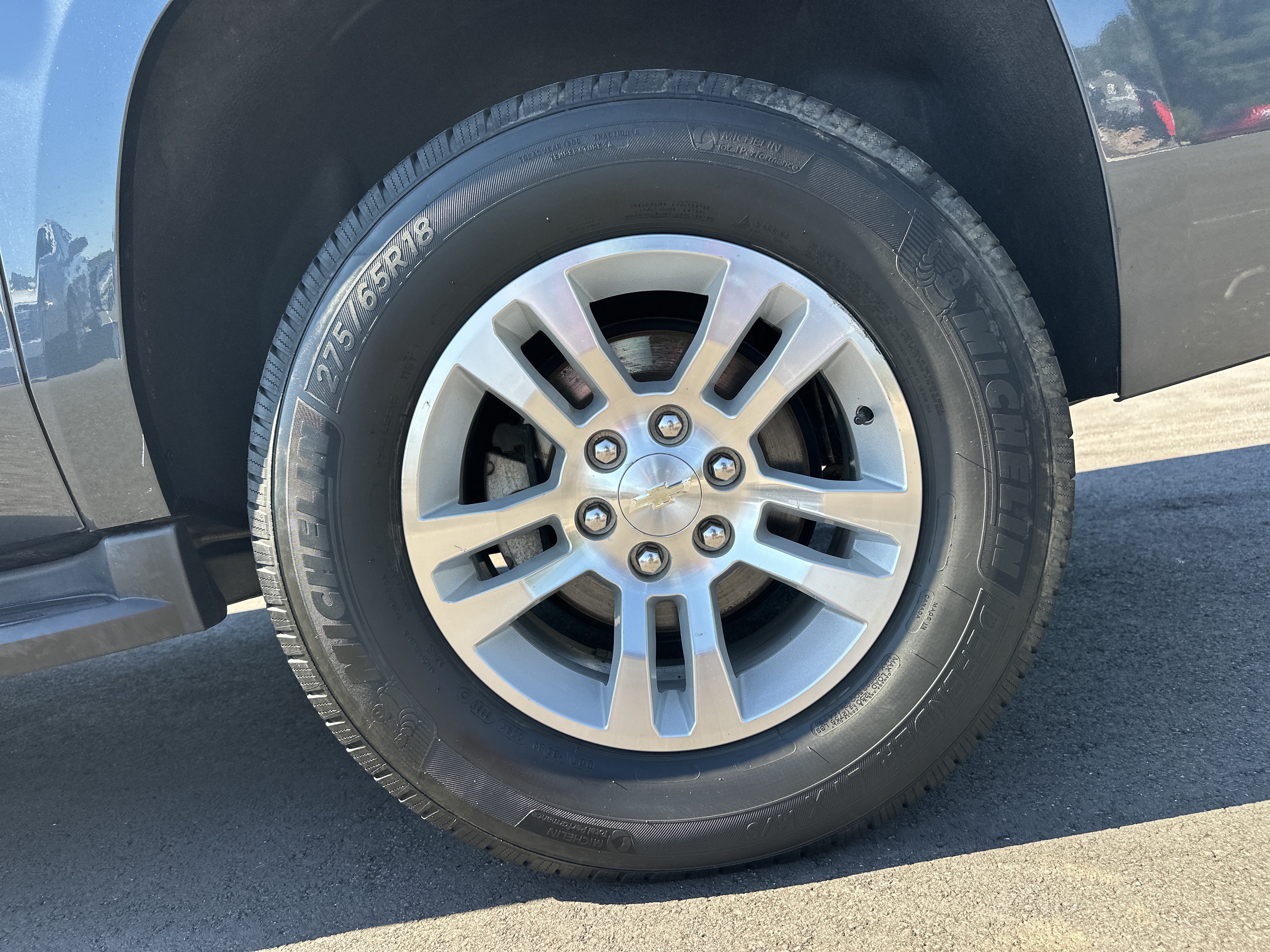 Used 2020 Chevrolet Suburban LT AWD/4WD image 19