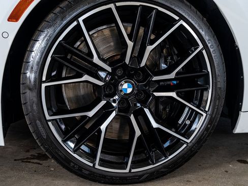 Used 2025 BMW 840i Coupe w/ M Sport Professional Package image 10