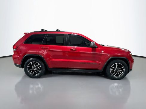 Used 2019 Jeep Grand Cherokee Trailhawk w/ Trailhawk Luxury Group AWD/4WD image 5