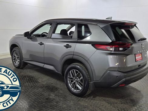 Used 2021 Nissan Rogue S AWD/4WD image 5