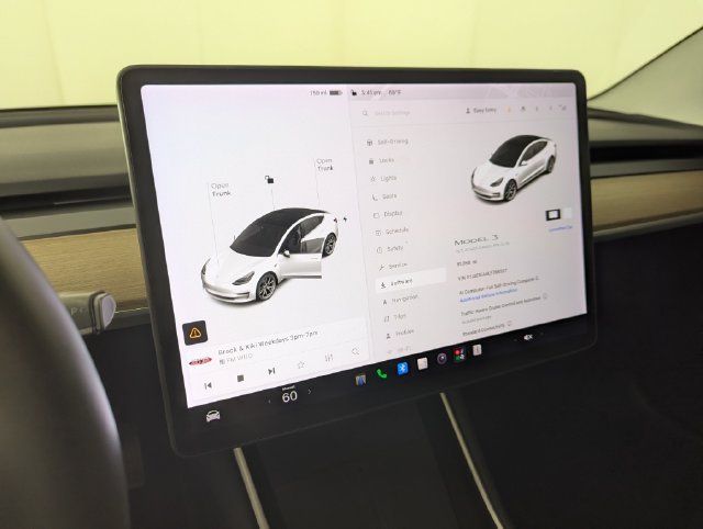 Used 2020 Tesla Model 3 Standard Range Plus RWD image 13