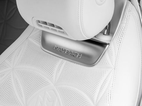 Used 2026 Mercedes-Benz Maybach SL 680 image 39