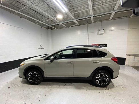 Used 2015 Subaru Crosstrek 2.0i Limited image 3