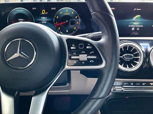 Certified 2022 Mercedes-Benz CLA 250 image 24