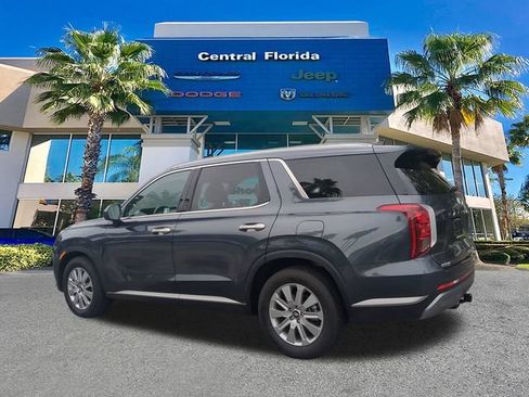 Used 2025 Hyundai Palisade SEL FWD image 7