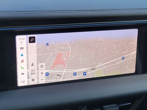 Used 2025 Porsche Macan Electric image 18