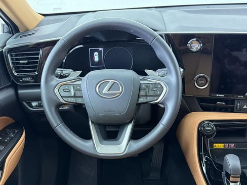 Used 2025 Lexus NX 250 FWD w/ Accessory Package (Z2) image 27