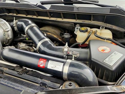 Used 2019 Chevrolet Silverado 1500 LTZ w/ LTZ Premium Package image 28