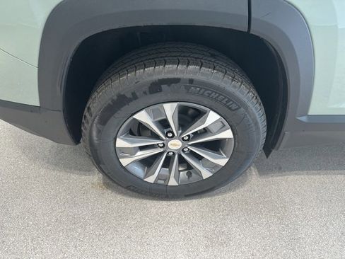 New 2026 Chevrolet Equinox LT w/ Convenience Package II image 7