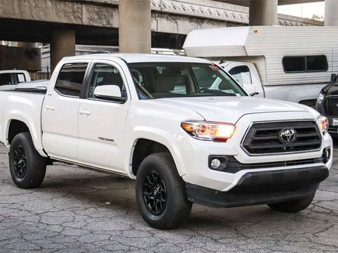 Used 2022 Toyota Tacoma SR5 image 3