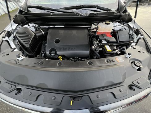 Used 2024 Buick Enclave Avenir image 30