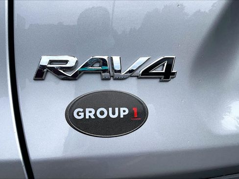 Used 2023 Toyota RAV4 LE FWD image 33