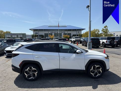 Used 2022 Hyundai Tucson SEL w/ Convenience + Premium Package AWD/4WD image 4
